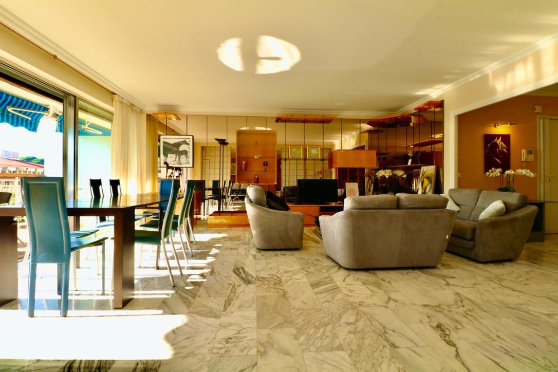 2, 3 And 4 Bedroom Sea View Forville Apartments 5 Mins From The Palais 칸느 외부 사진