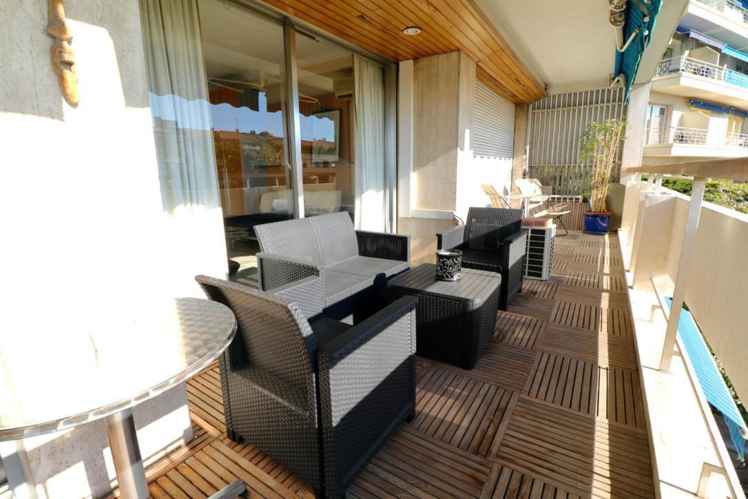2, 3 And 4 Bedroom Sea View Forville Apartments 5 Mins From The Palais 칸느 외부 사진
