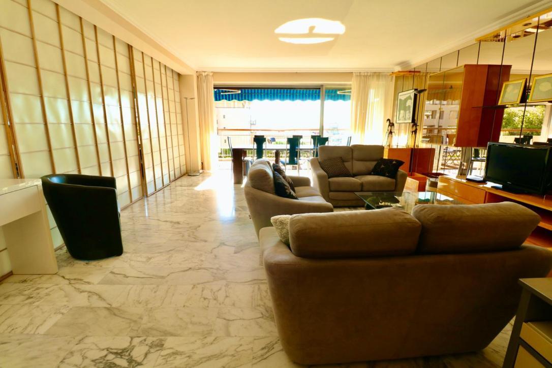 2, 3 And 4 Bedroom Sea View Forville Apartments 5 Mins From The Palais 칸느 외부 사진