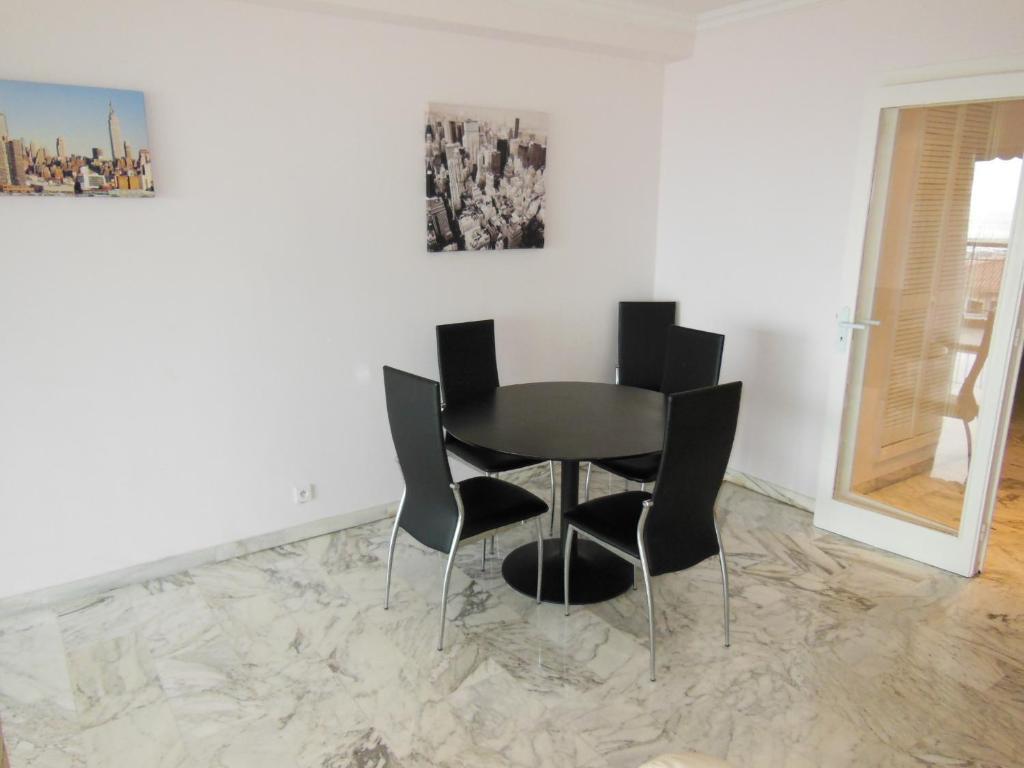2, 3 And 4 Bedroom Sea View Forville Apartments 5 Mins From The Palais 칸느 객실 사진