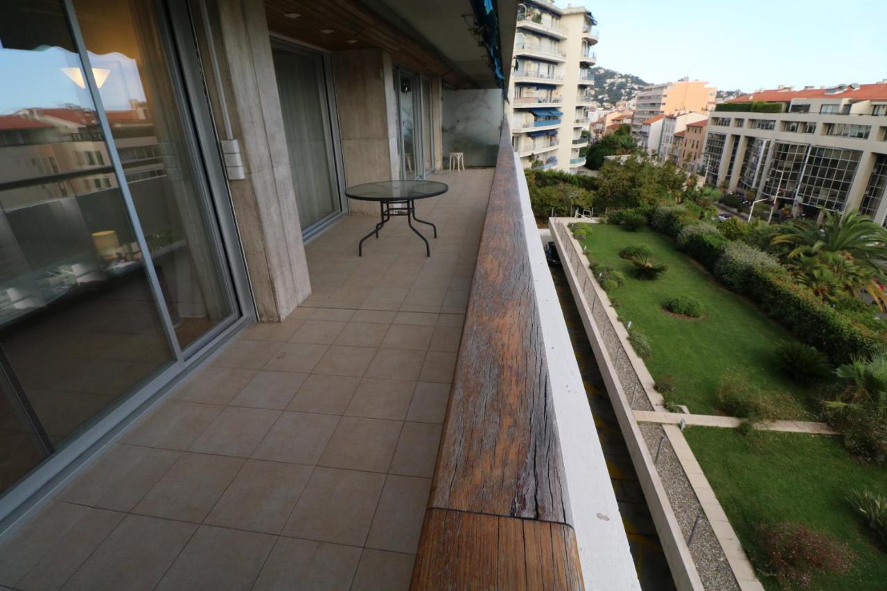 2, 3 And 4 Bedroom Sea View Forville Apartments 5 Mins From The Palais 칸느 외부 사진
